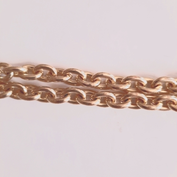 Gold Chunky Chain Necklace - Picture 3 of 4
